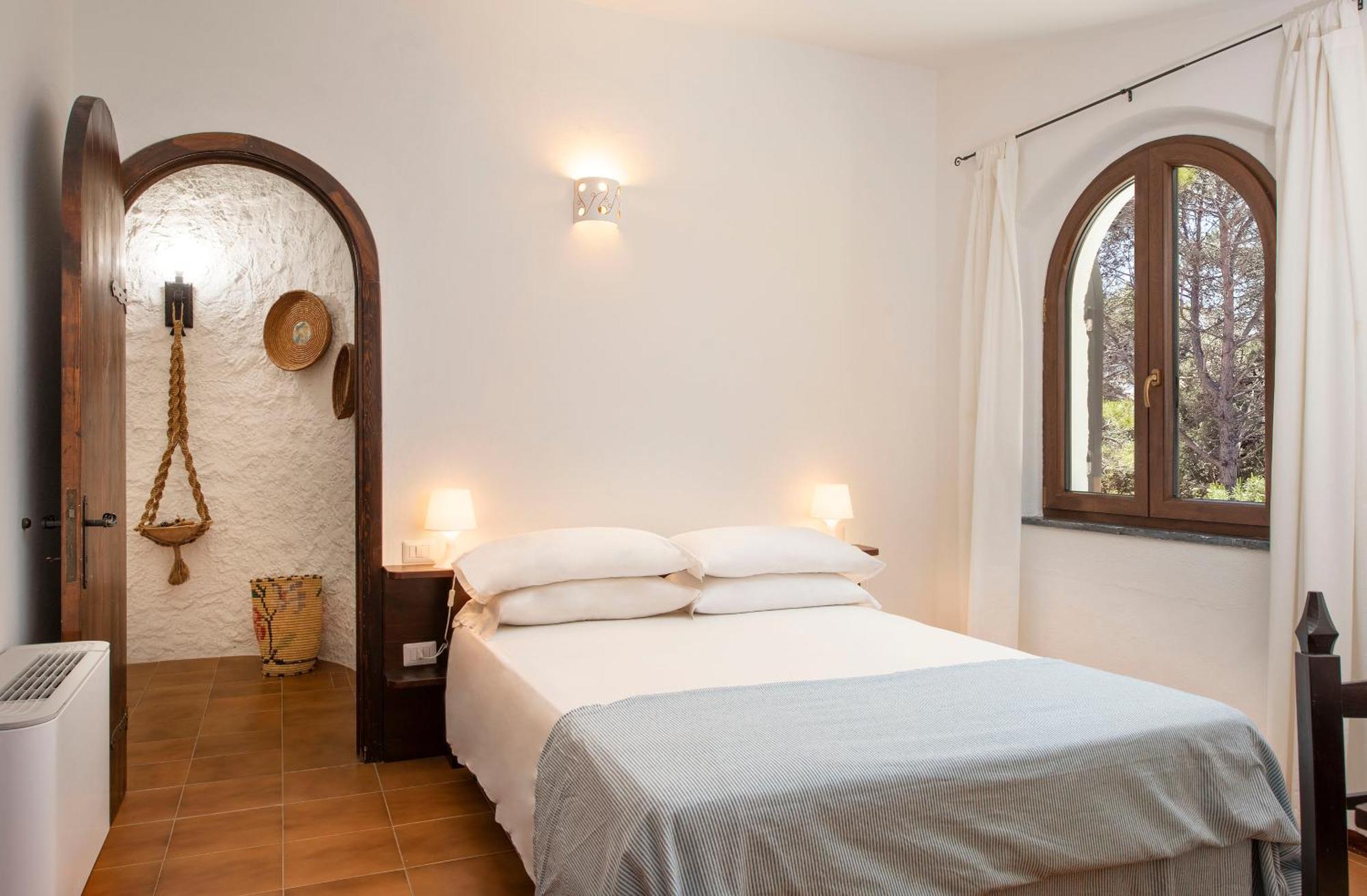 Villa Eliana Sul Mare Porto Pino Exteriér fotografie
